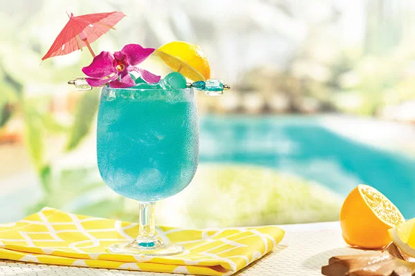 Hướng dẫn tự làm 5 loại cocktail mùa hè tươi mát tại nhà để chiêu đãi bạn bè.